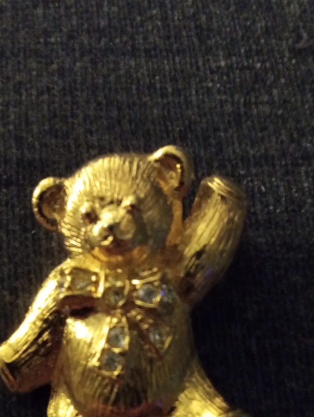 Vintage AVON Teddy Bear Brooch